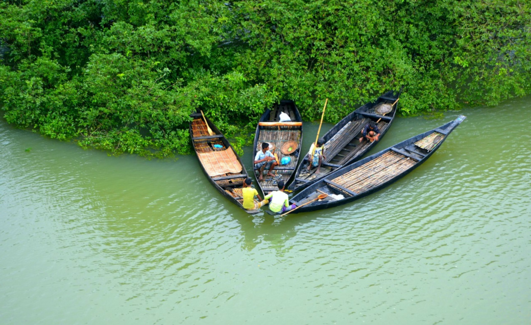 Muslim Countries Around The Globe: Bangladesh.qpeace.net, boats, natural beauty